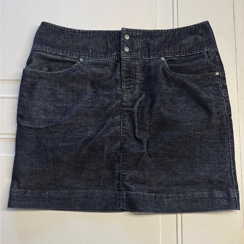 Athleta Mini Skirt Black Lightweight Corduroy Women's‎ Size 10